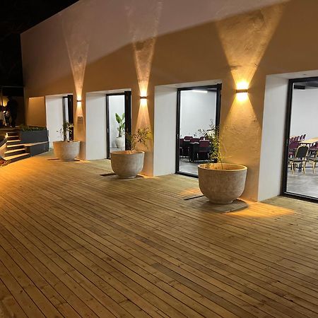 Nkanhi Centro De Conferencias E Hotel ポンタ・ド・オウロ エクステリア 写真