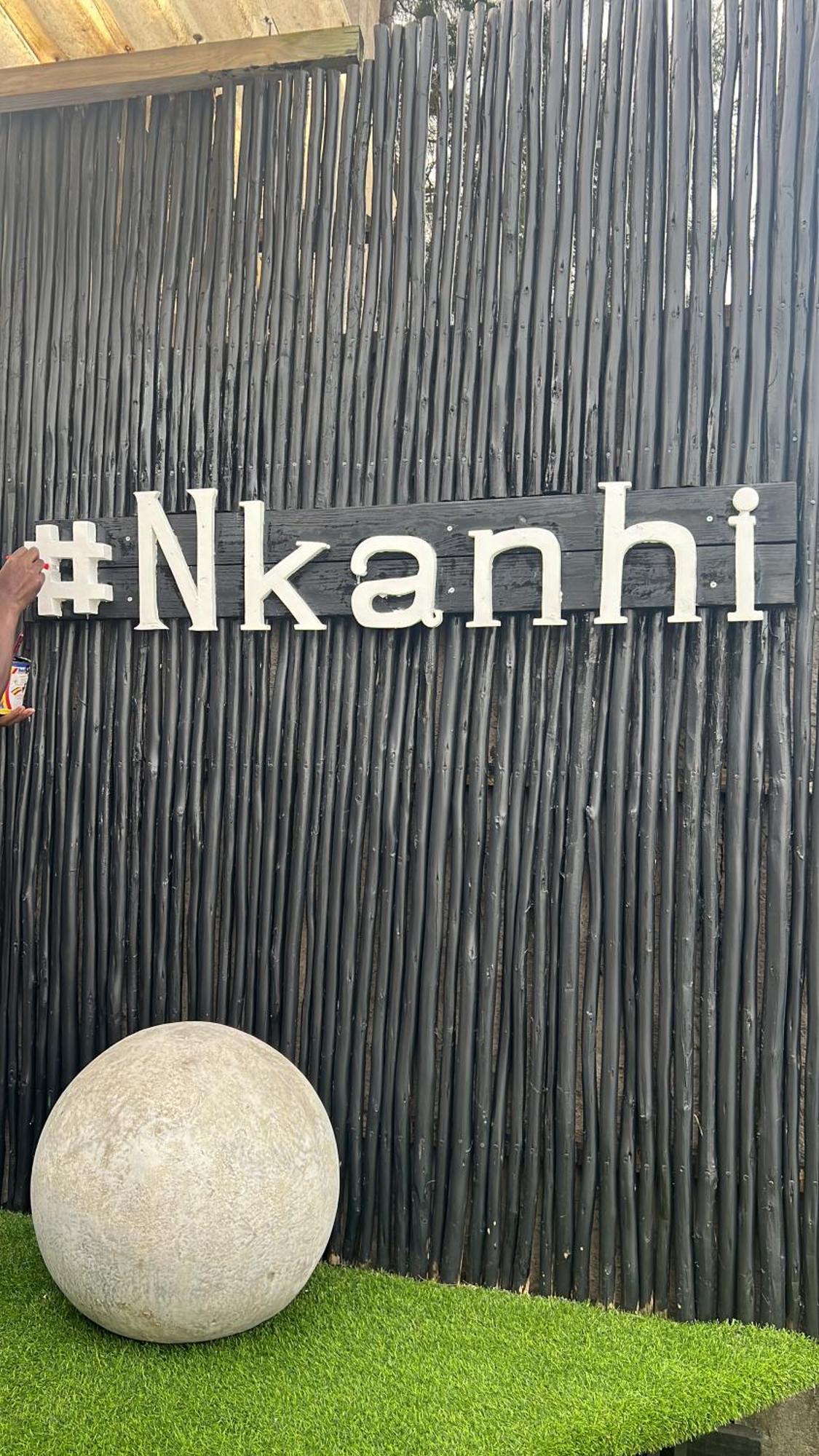 Nkanhi Centro De Conferencias E Hotel ポンタ・ド・オウロ エクステリア 写真